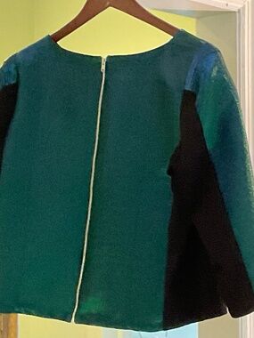 Iridescent Shimmer Top, Size 8, by NY 77